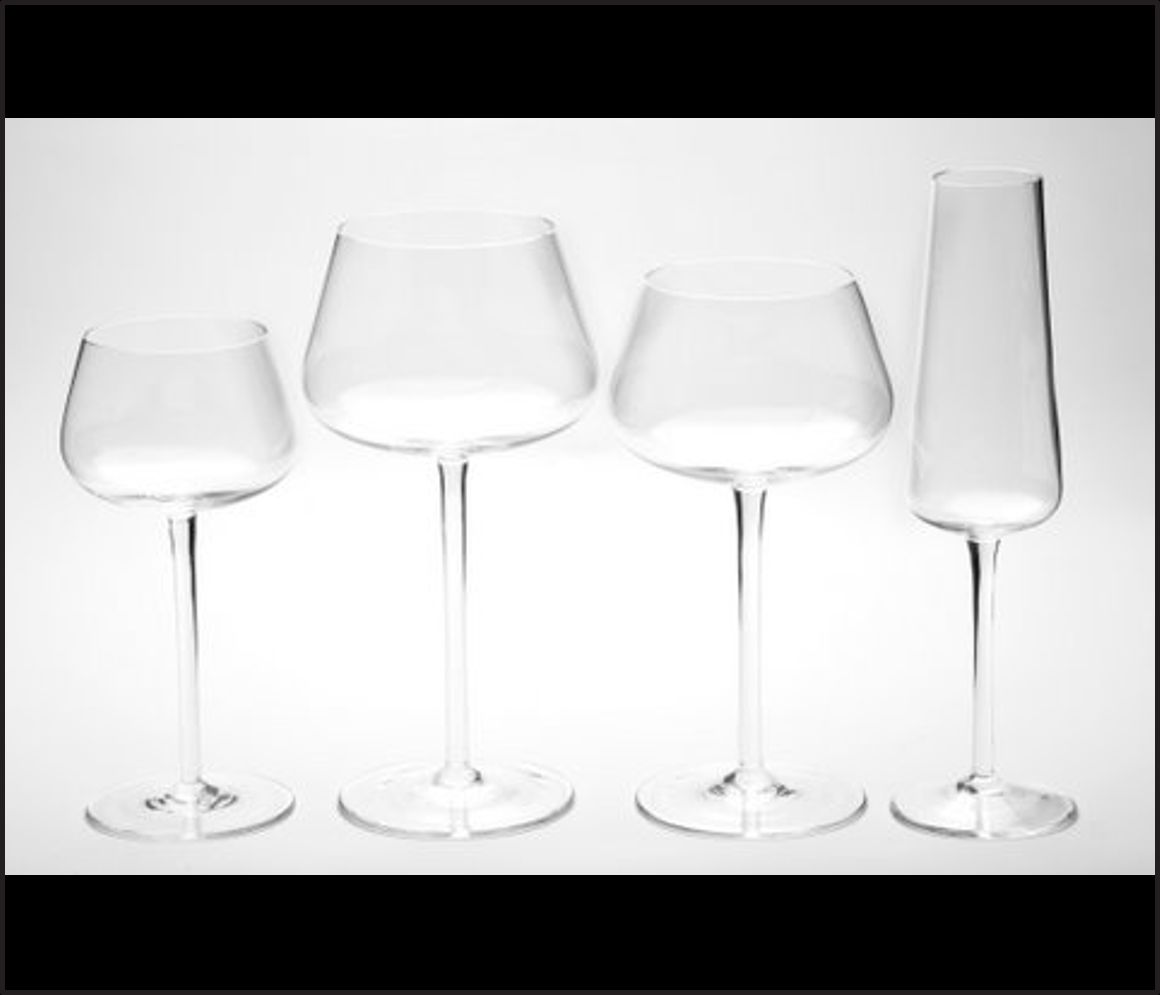 Set of four rounded coupe-style crystal glasses